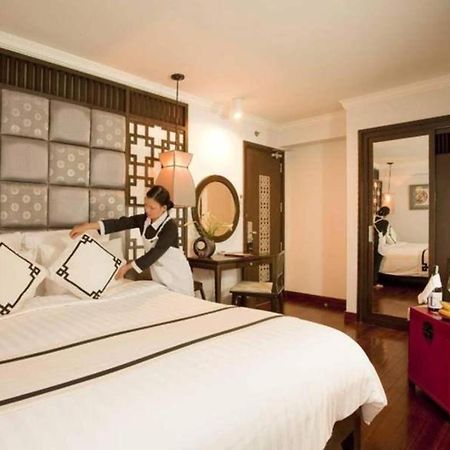 Church Boutique Hotel Hang Trong Ханой Экстерьер фото