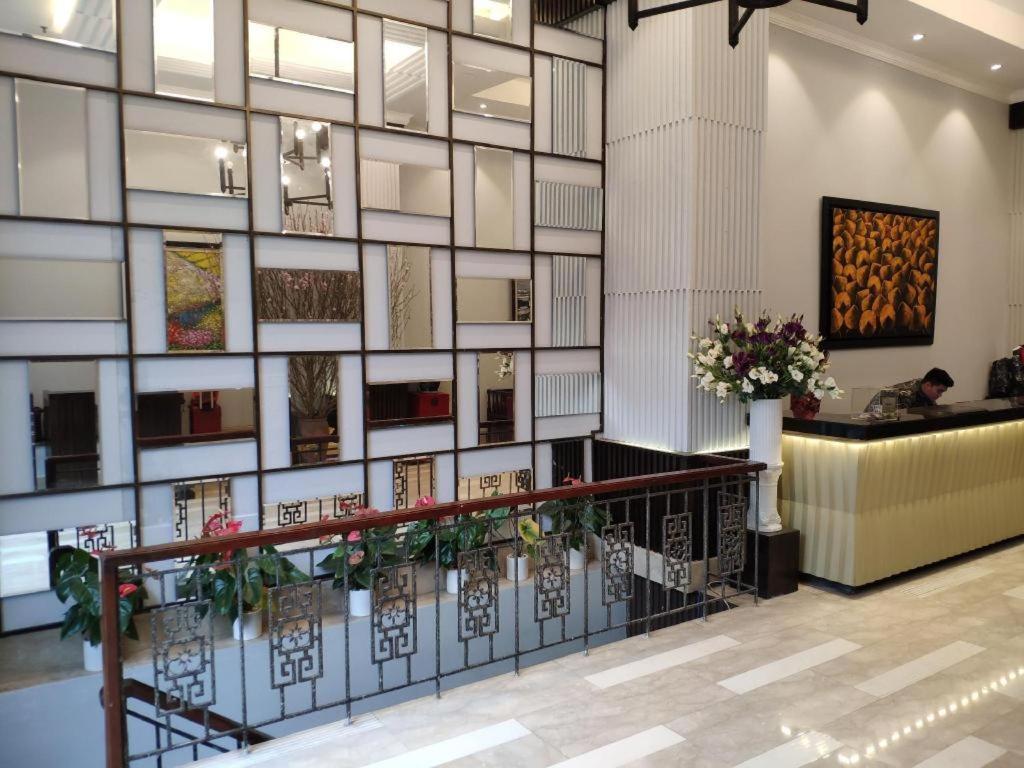 Church Boutique Hotel Hang Trong Ханой Экстерьер фото