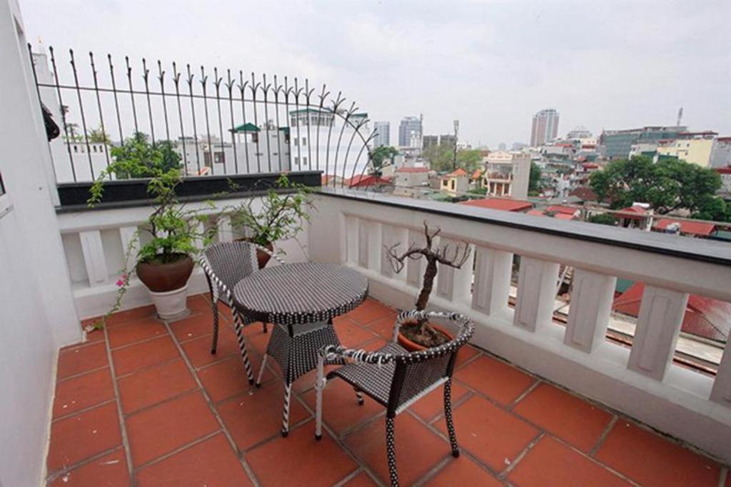 Church Boutique Hotel Hang Trong Ханой Экстерьер фото