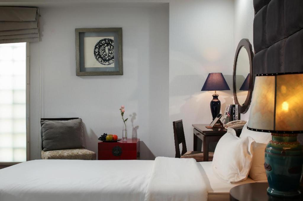 Church Boutique Hotel Hang Trong Ханой Экстерьер фото